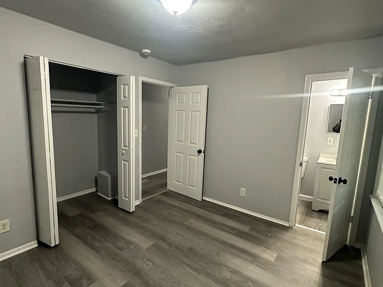 400 Greenhill Way — Photo 18