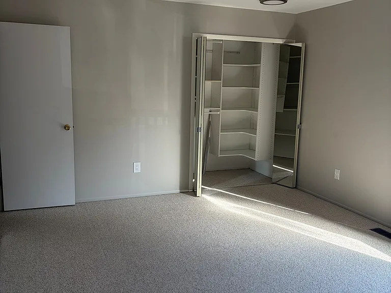806 Oak Brook Ridge Dr — Photo 6