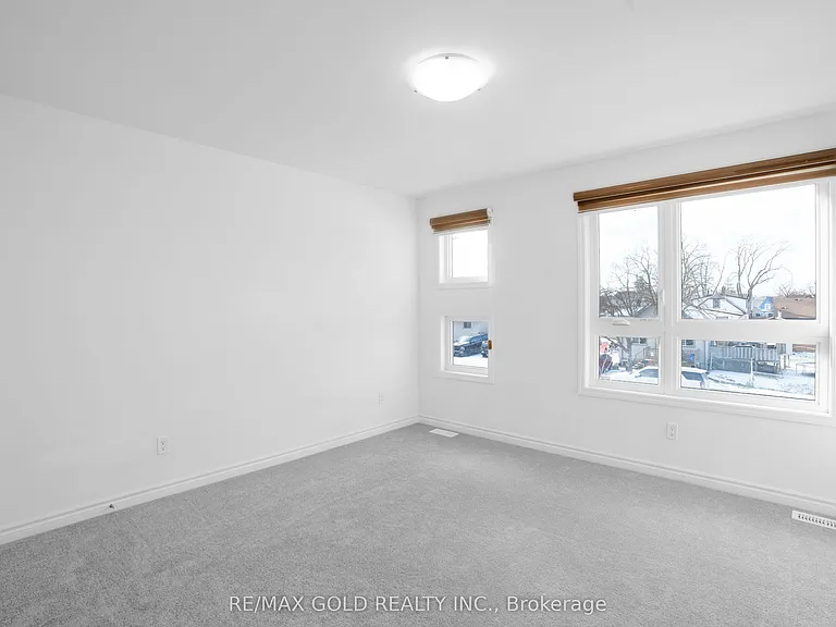 222 Pilkington St — Photo 22