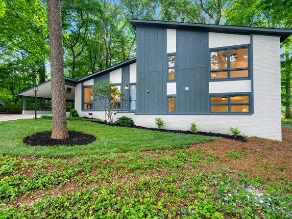 4012 Castle Ct, Raleigh, NC 27613