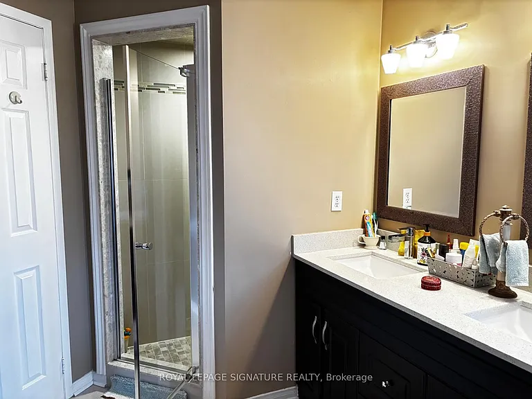 6568 Aston Martin Mews — Photo 12