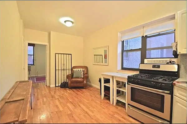 Rented by Gotham City Realty Group | media 14