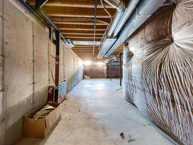740 Linden Dr #4 — Photo 38