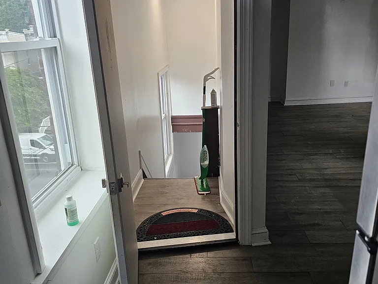 617 E Locust Ave #3 — Photo 5