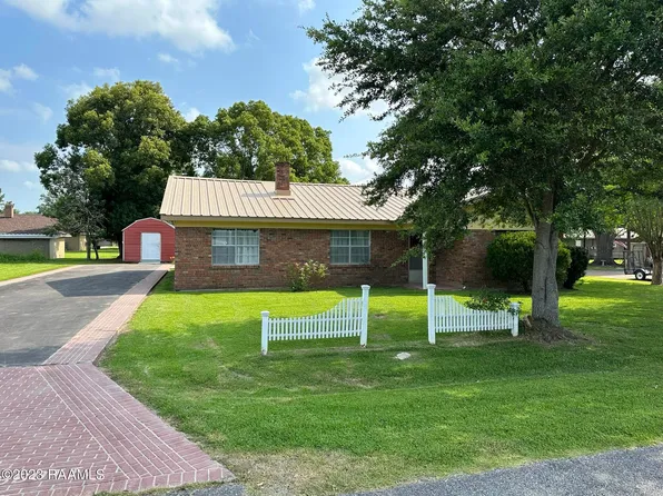 704 Eaton Dr, Abbeville, LA 70510