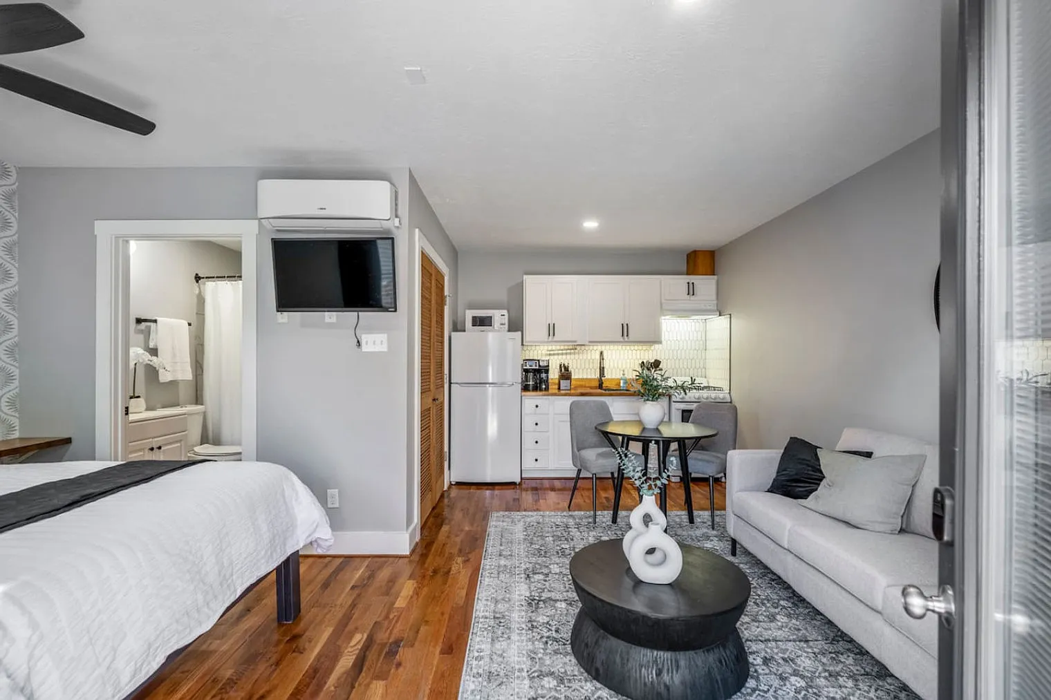 Studio, 1.0 bath, 505 sqft, $1,459 — Photo 1