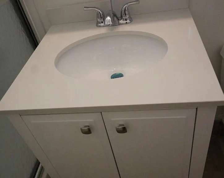 E Chevy Chase Dr — Photo 11