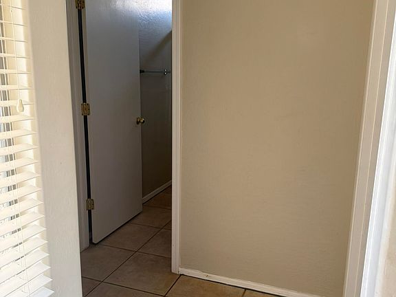 4th image of 16878 W WINDERMERE Way