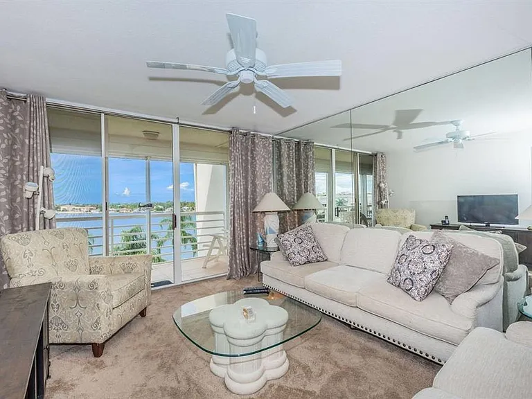 6001 Bahia Del Mar Cir #527 — Photo 8