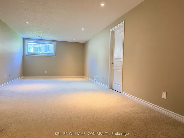 871 Fletcher Cir — Photo 16