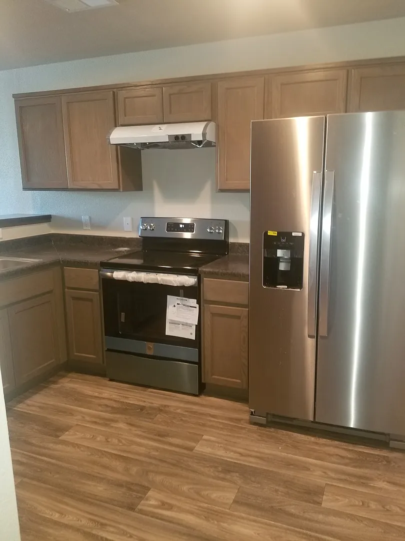 El Dorado Condo for Rent! — Photo 3