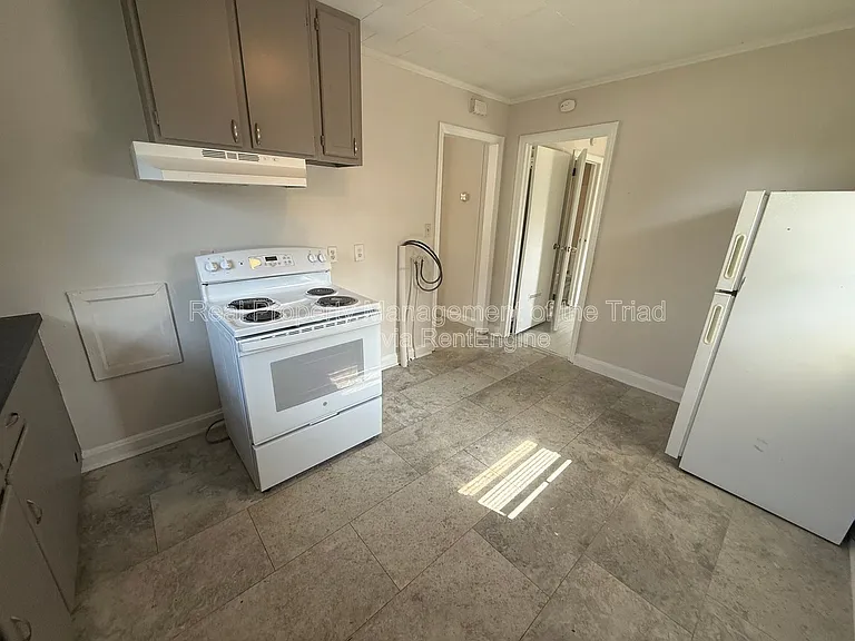 1600 E Martin Luther King Junior Dr — Photo 8