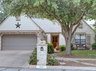 240 Los Cedros Loop, Kerrville, TX 78028