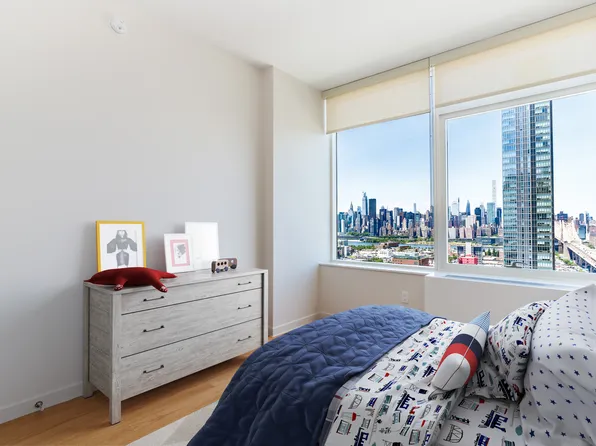 27-03 42nd Road image 10 of 29