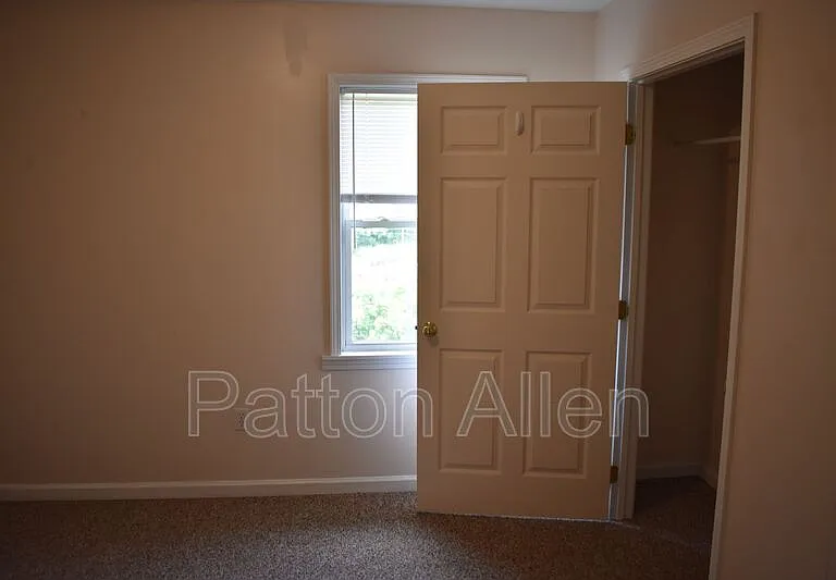 92 Drury Ln #H — Photo 13