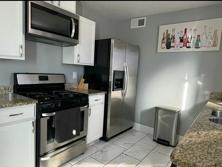 8700 Winter Sage Rd SW — Photo 2