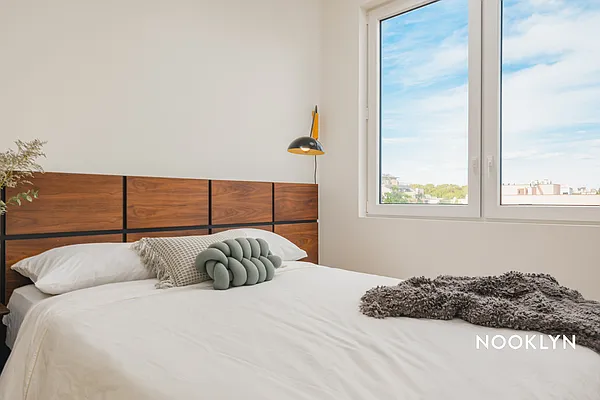 Rented by Nooklyn NYC LLC | media 24