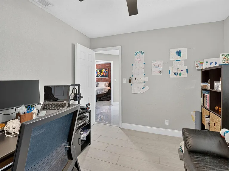 8131 NW 44th Ct — Photo 46