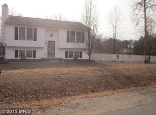 7526 Regency Glen Dr, Fredericksburg, VA