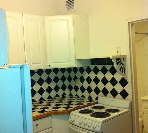 4th image of 413 E 78th St APT 3A