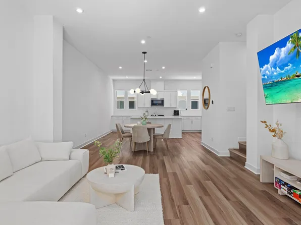 1411 W Bushell St, Anaheim, CA 92805