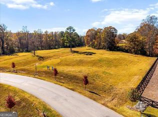 1053 Homestead Dr, Milton, GA 30004