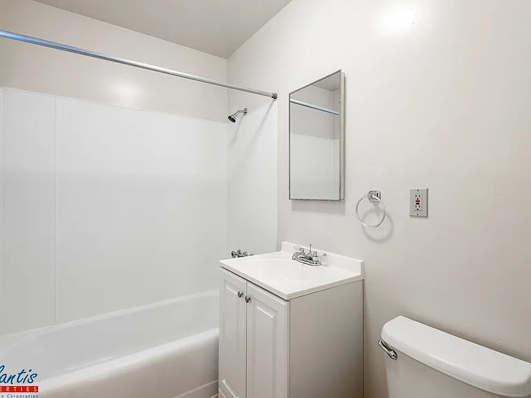 2422 Felt St — Photo 5