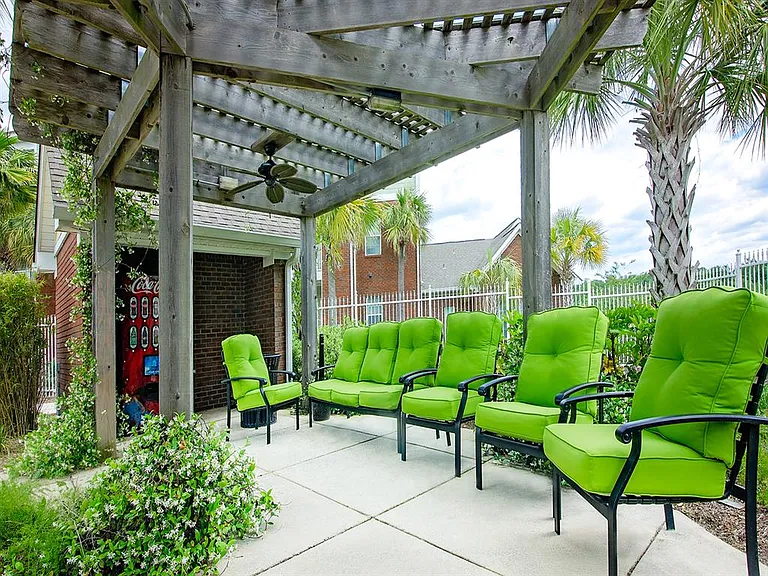 Cypress Cove Apartment Homes — Photo 29
