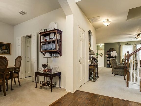 2nd image of 5813 Pine Meadow Ln