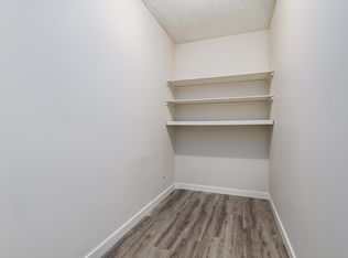 Summers Manor, Saskatoon, SK S7H 3W4