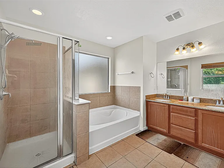 16547 Lanesborough Dr — Photo 40