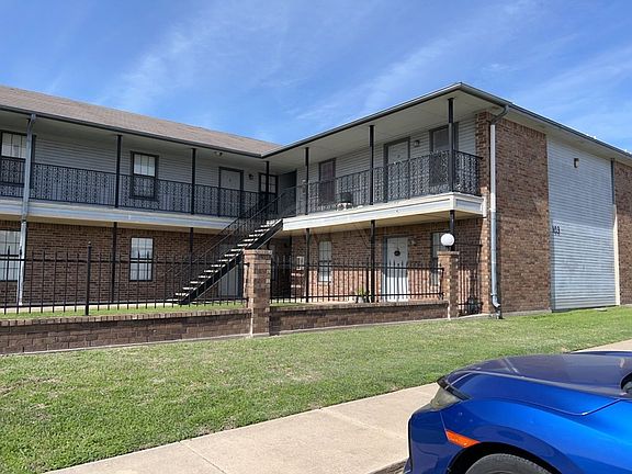 3rd image of 103 W Truman Ave #1