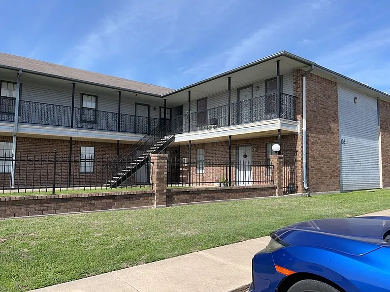 103 W Truman Ave, Copperas Cove — Photo 3