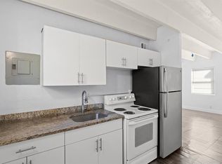 812 19th St APT 3, West Palm Beach, FL 33407