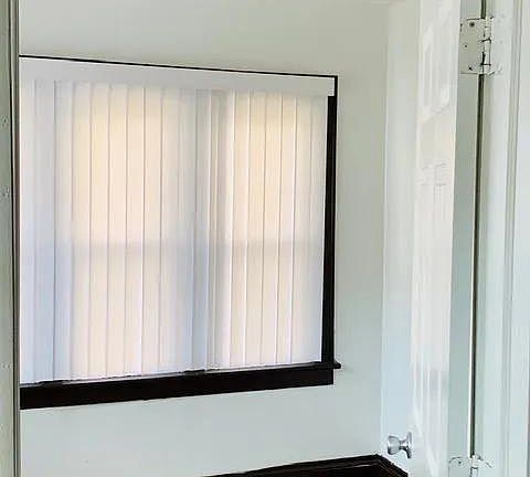 5th image of 544 Brown St APT 3