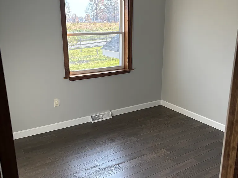 47 Amsterdam Rd — Photo 16