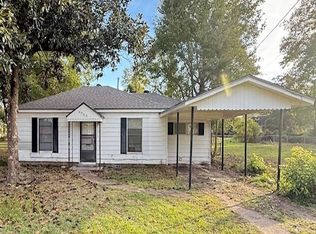 1865 E Lucas Dr, Beaumont, TX 77703