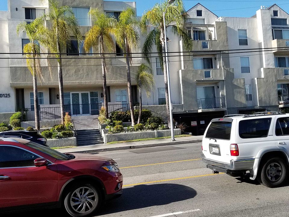 1st image of 10135 Palms Blvd #102
