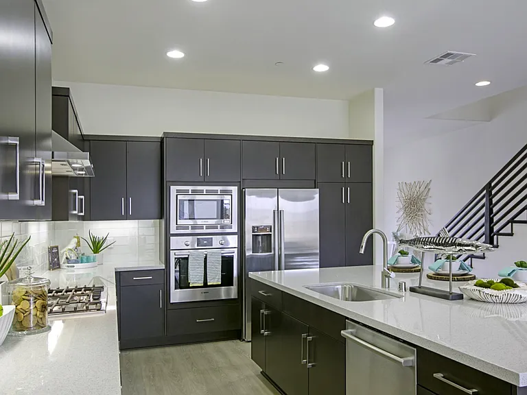 5591 Corum Ct — Photo 2