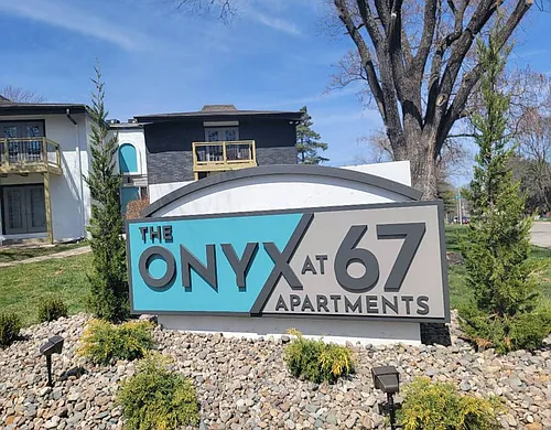 Onyx at 67 Photo 1