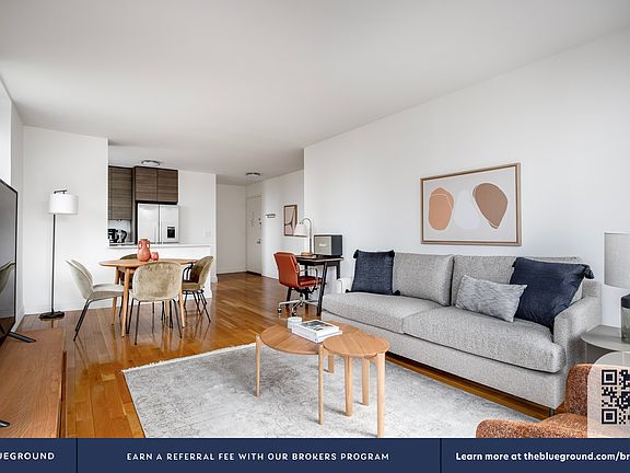 3rd image of 235 W 48th St APT 22K