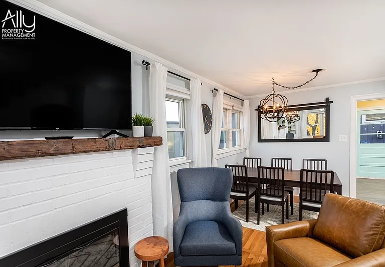 1304 Belleview Ave #1 — Photo 4