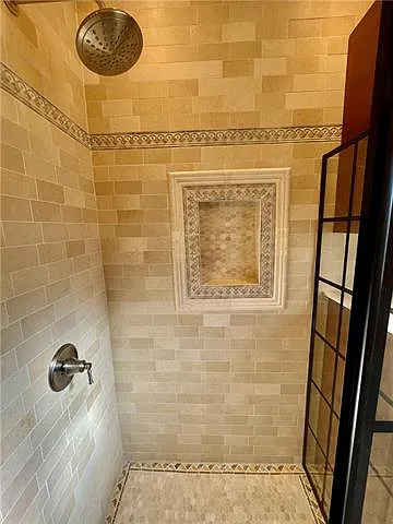 8012 Burthe St — Photo 29