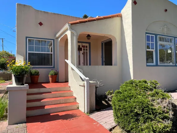 801 Pine Ave, Pacific Grove, CA 93950