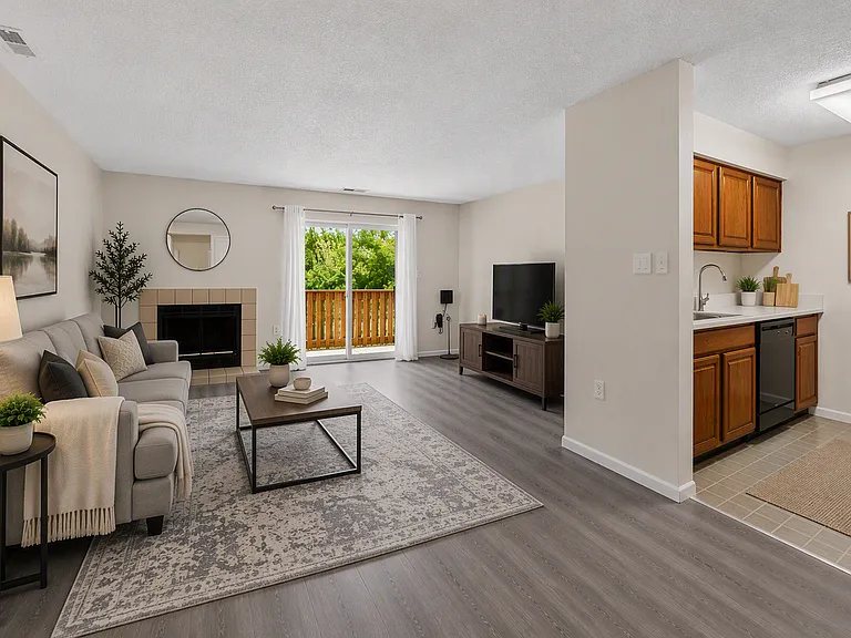 1222 Ravens Crest Dr — Photo 4