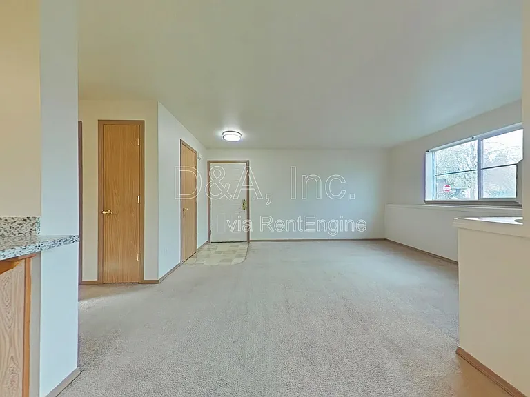 2960 NW Tyler Ave #104 — Photo 4