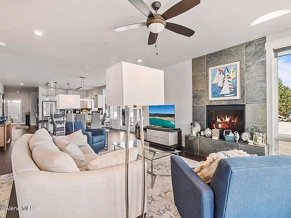 5th image of 447 W Waterside Dr APT 205