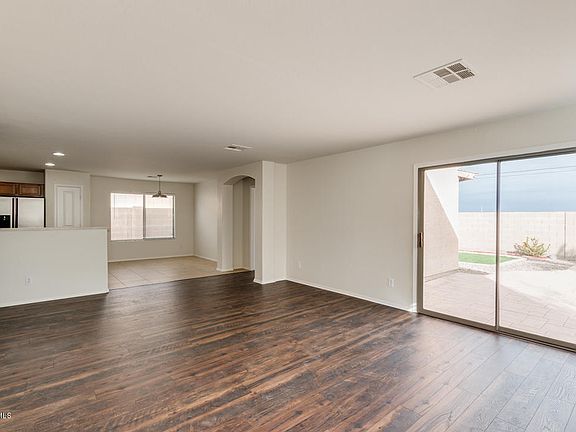 4th image of 6872 E San Tan Way