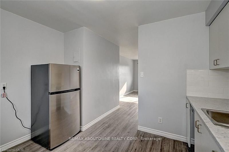 Kitchener Apartment for rent - 1 Bedroom — photo 16