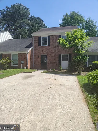 415 Williamsburg Way Photo 1